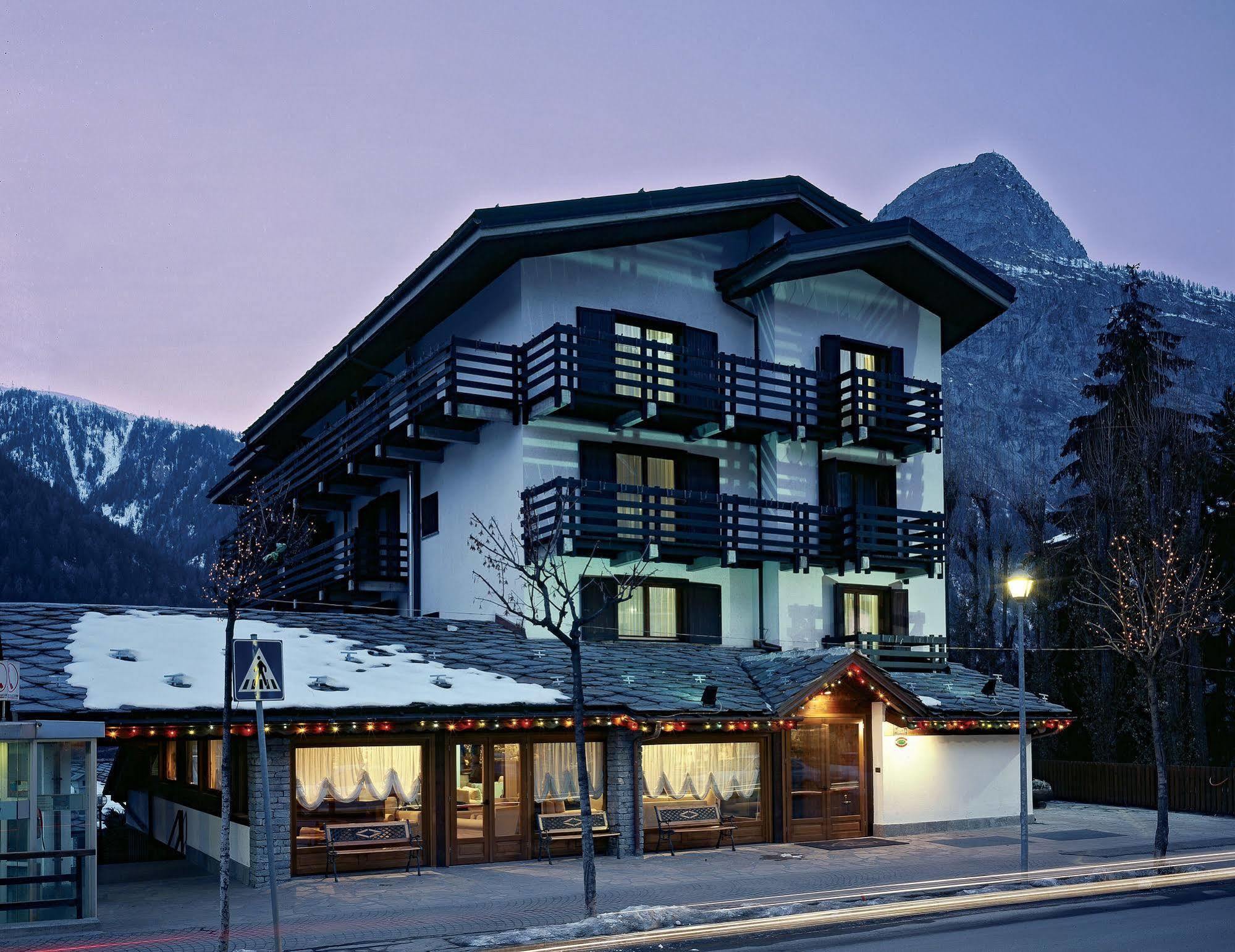 居美奥克斯库马耶酒店 库马约尔 外观 照片